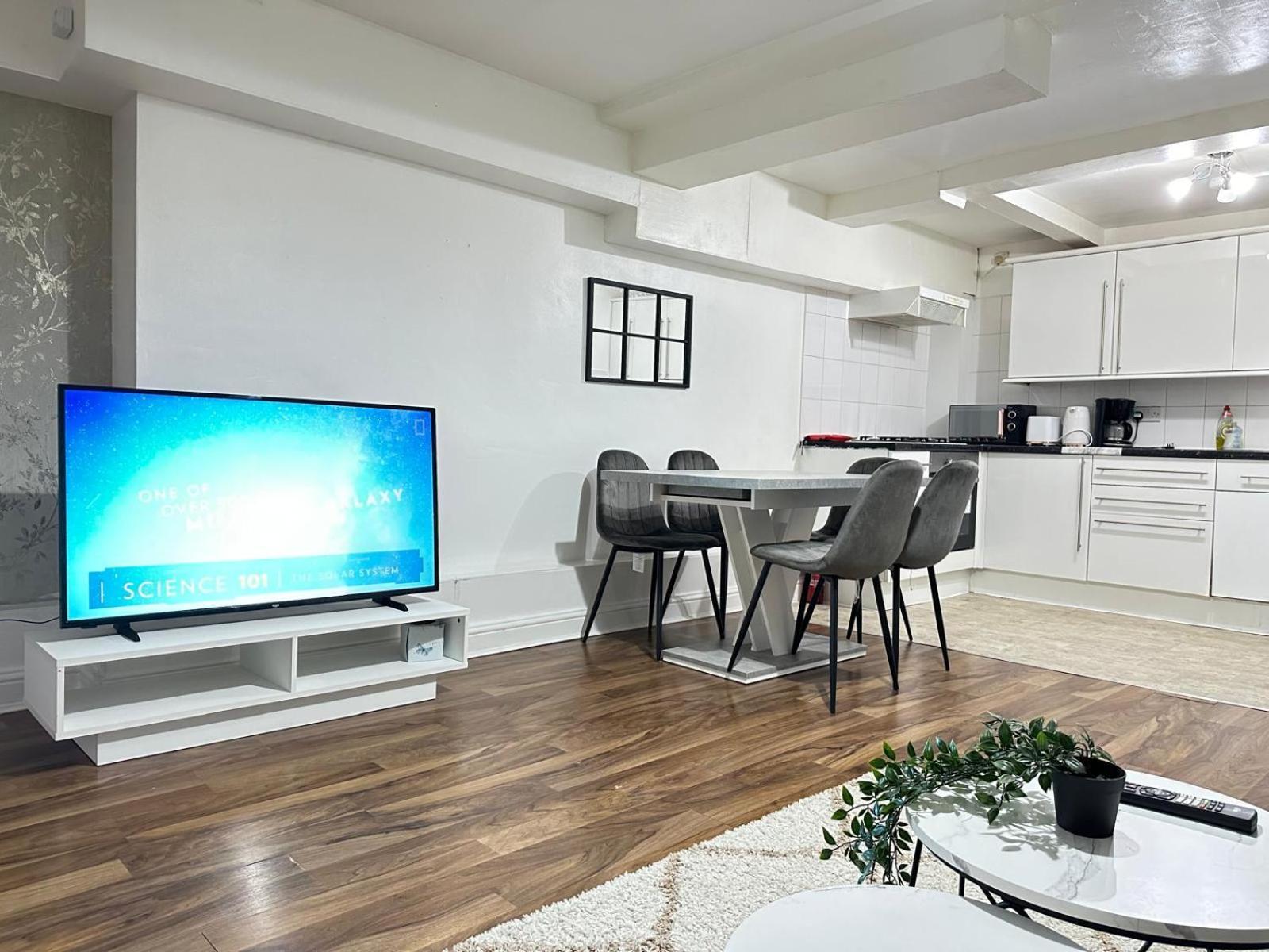 Cosy Corner In Shoreditch Apartment London
